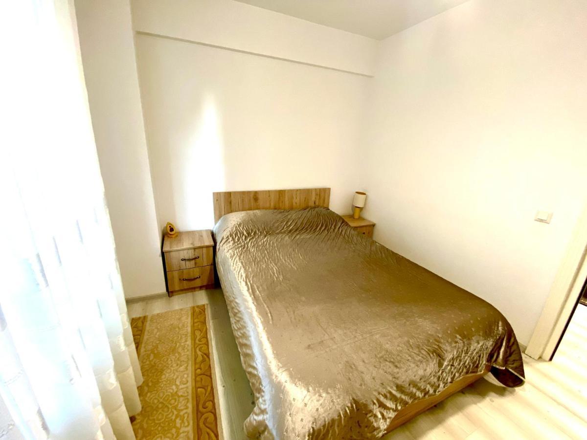 Apartament Sara Daire Yaş Dış mekan fotoğraf